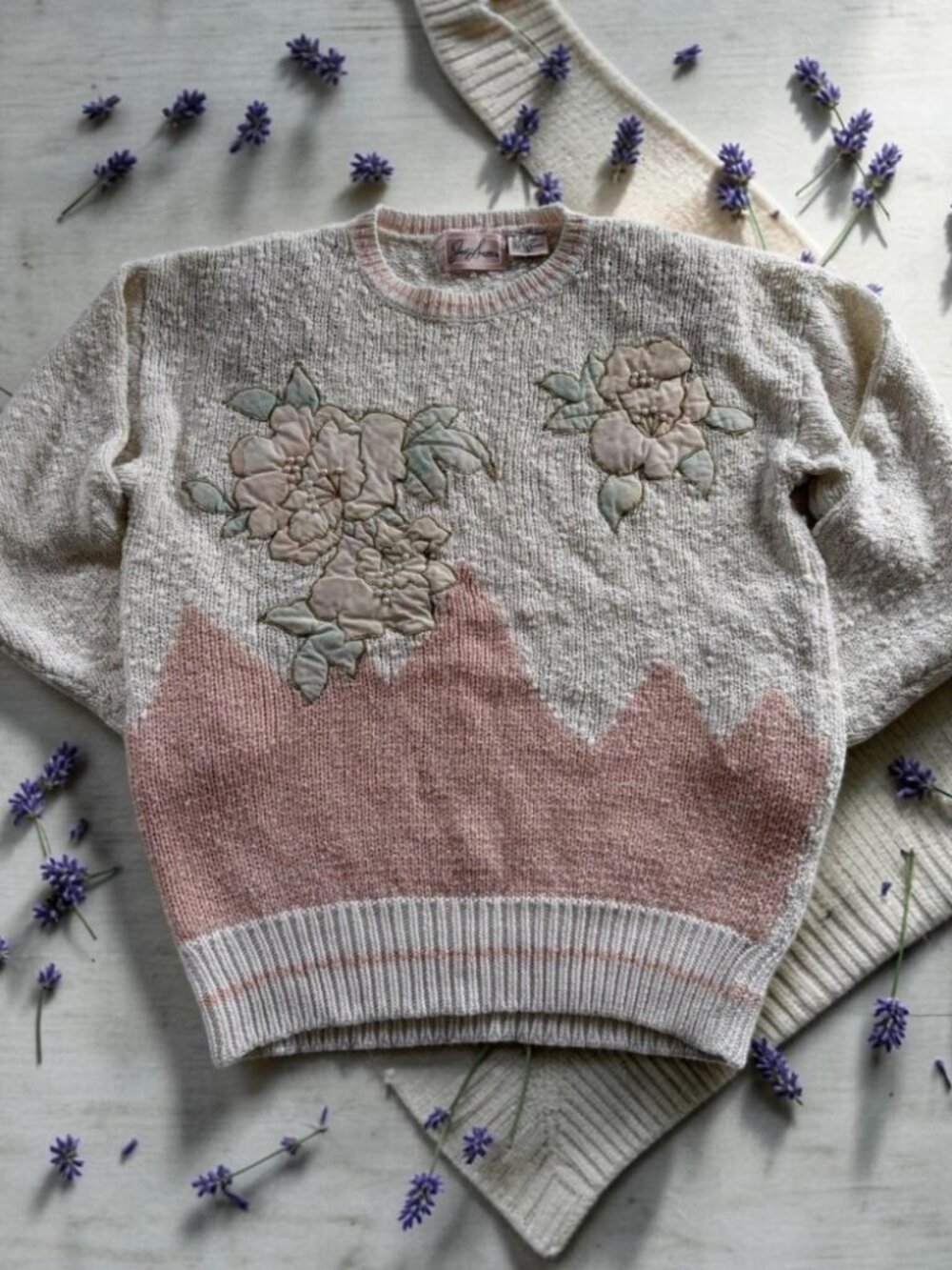 Vintage Jaclyn Smith Sweater S Cottagecore Granny‎ Floral Applique Pearl